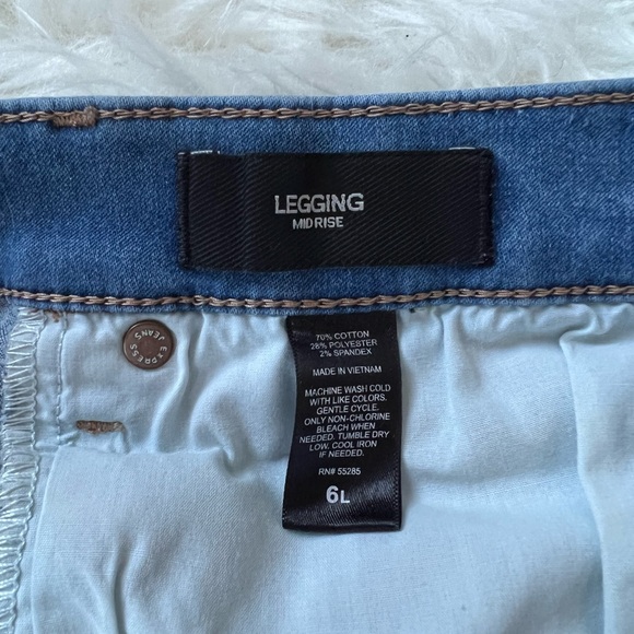 Express Blue Jeans US Size 6 long - Picture 8 of 12